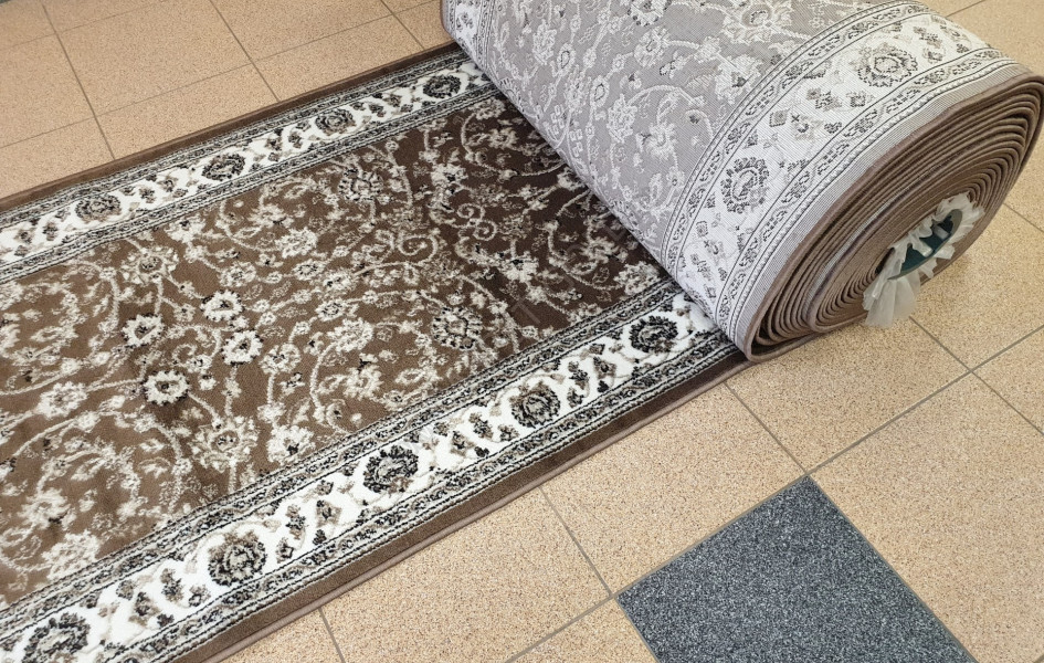 Ковровая дорожка Valencia DELUX d251 - BROWN