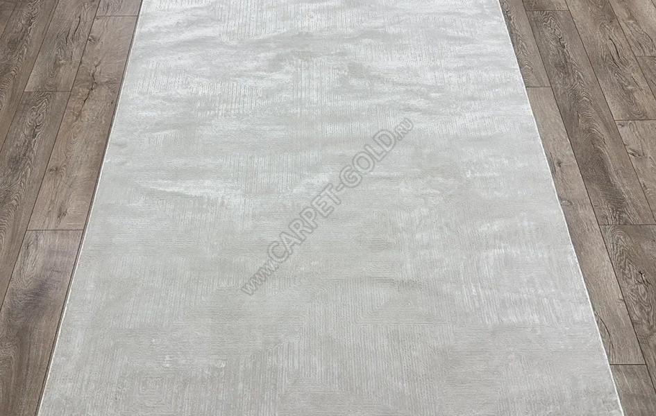 ED06B HB.KIEV/CREAM ART MAJEUR
